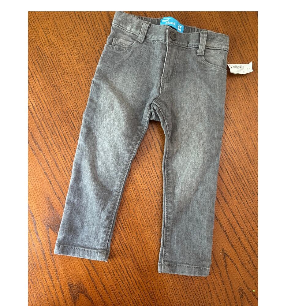 NWT Old Navy Skinny Grey Jeans Size 2T